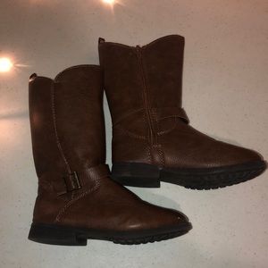 Size 11 Oshkosh brown riding boots